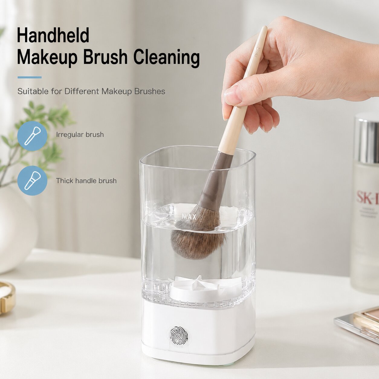 Handheld makeup brush cleaning mode suitable for thick handle and irregular shaped brushes